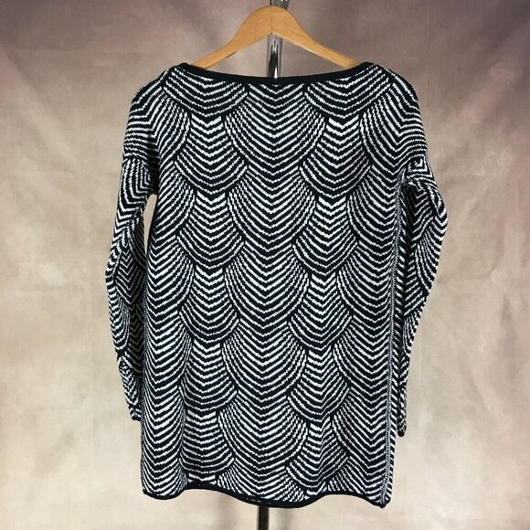 BCBGeneration Scalloped Pattern Boatneck Sweater XS - Picture 7 of 11